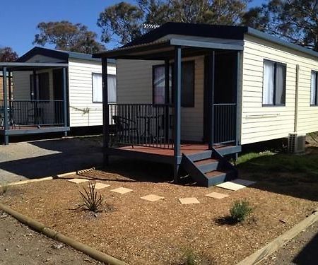 Goulburn South Caravan Park מראה חיצוני תמונה