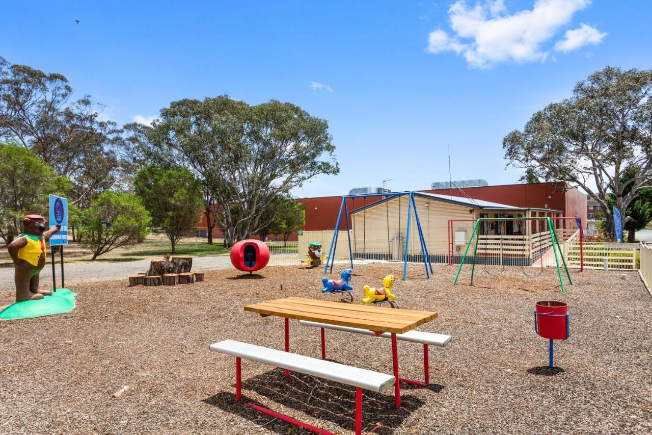 Goulburn South Caravan Park מראה חיצוני תמונה