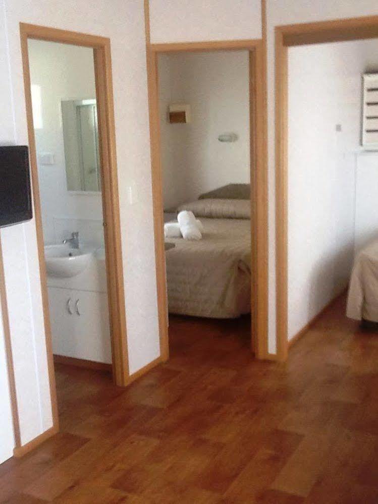 Goulburn South Caravan Park מראה חיצוני תמונה